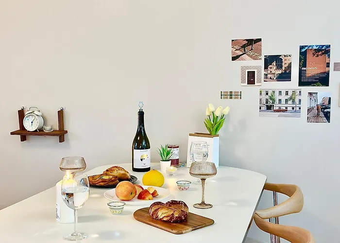 New, 3min To Hapjeong St, Airport Bus Stop, 8min To Hongdae & Mangwon Market, River Park, 2br 3qb Full Of Sunshine, Bedding, Nature Seoul